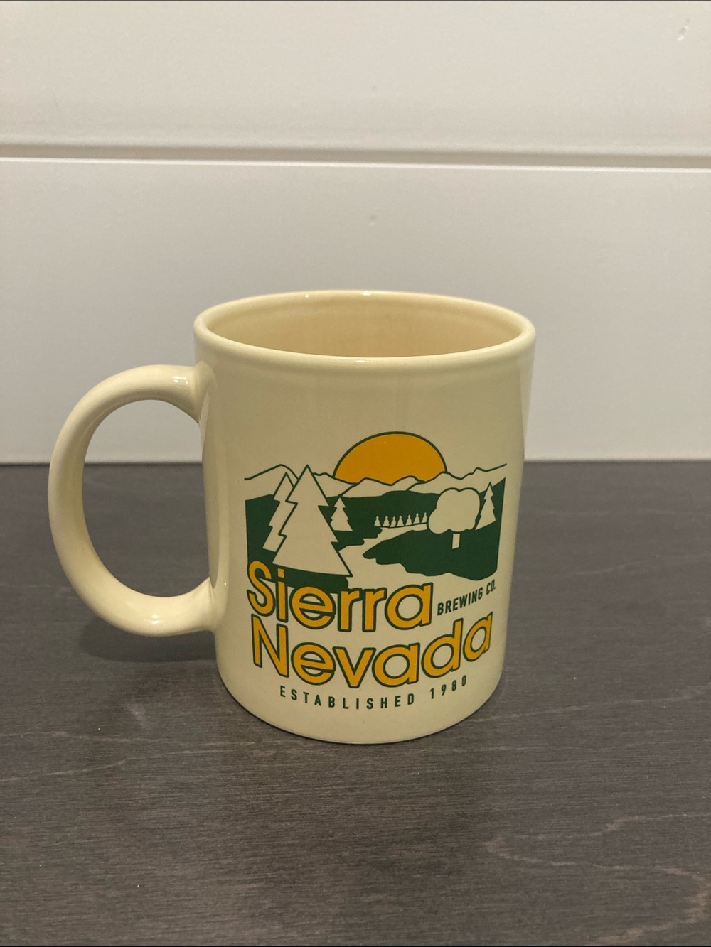 Sierra Nevada Brewing Company Lake Side Cream Color Retro Coffee Mug-Rare-GUC